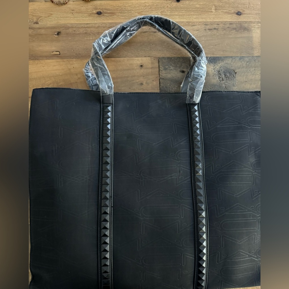 VINTAGE MAC COSMETICS TOTE BAG - NEW! Not sold in stores; employee exclusive.